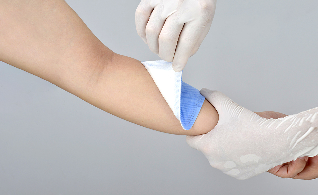 Waterdicht klevend superabsorberend verband voor vochtopname